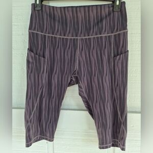 Women's Athletic Shorts with Gray And Black Wave Pattern XL Adodos Athleisure